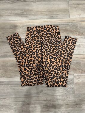Beach Riot-  High-Waist Leopard Print Leggings - Black & Tan